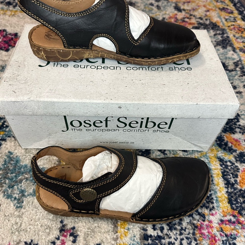 Josef Seibel Black Leather Slingback Shoes